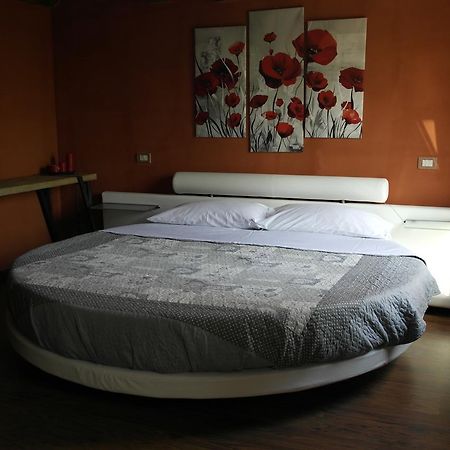 Agriturismo Corte Dei Landi Cade Buitenkant foto